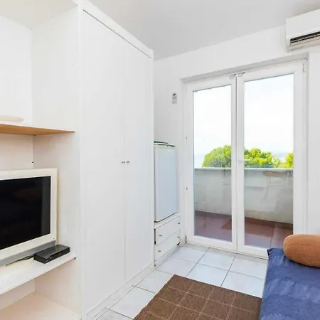 Molly Apartment Punat