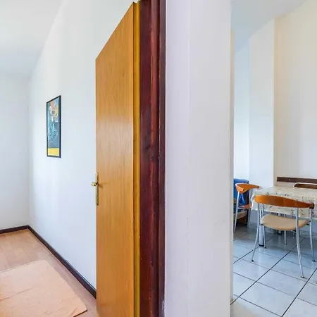 Molly Apartment *